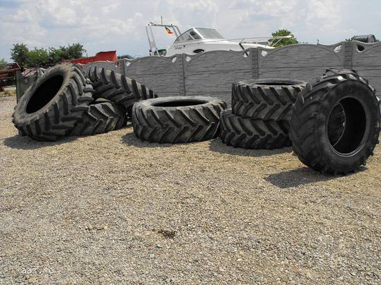 Cauciucuri 540 / 65 R 30