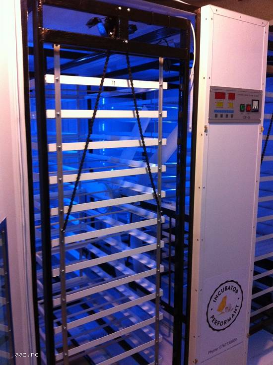 incubator industrial