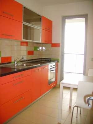 Inchiriere apartament 2 camere In Complexul Asmita Gardens
