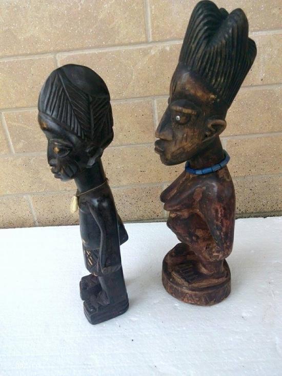 Statuete din lemn