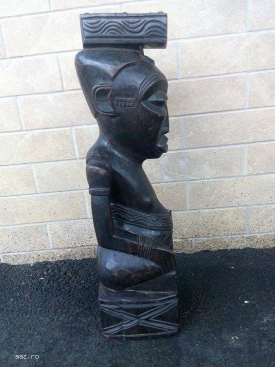 Statueta din lemn