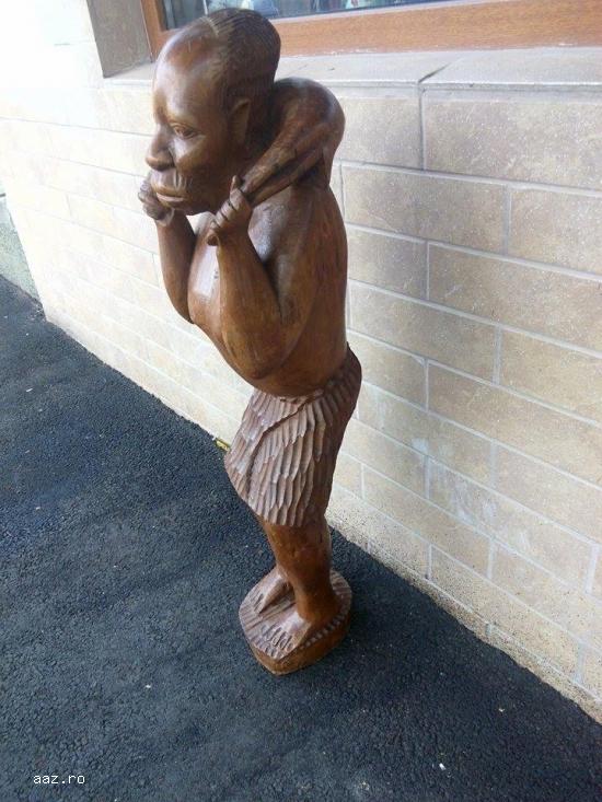 Statueta pescar - sculptura in lemn