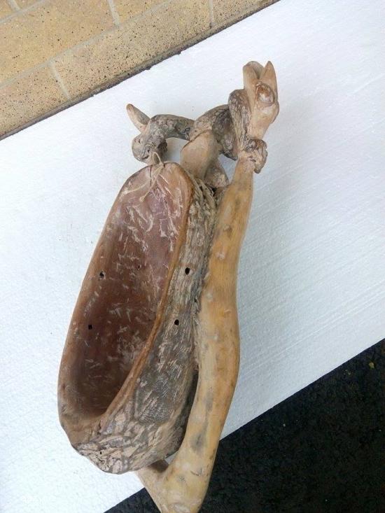 Masca sculptata in  lemn