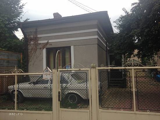 Vanzare casa 4 camere