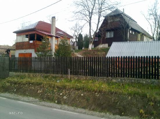 vand casa la munte