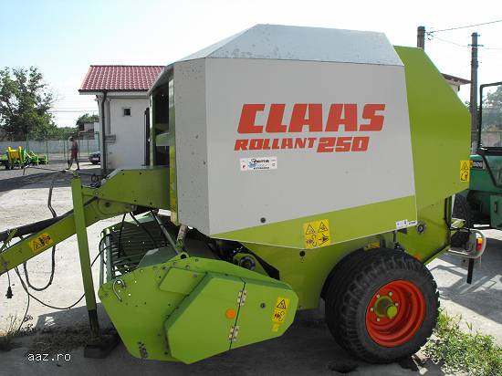Presa baloti rotunzi Claas Rolland 250