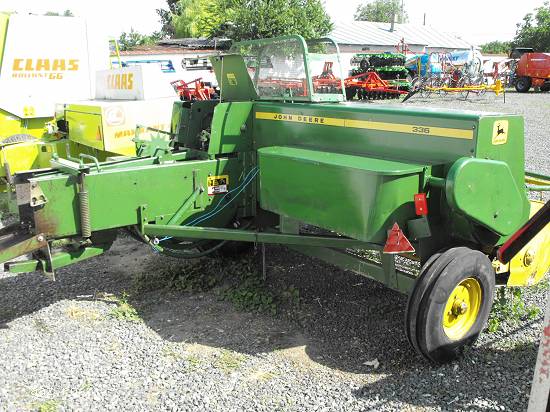 PRESA  BALOTI JOHN DEERE 336