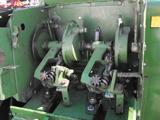 PRESA  BALOTI JOHN DEERE 336