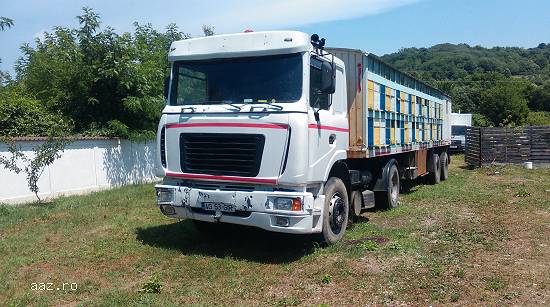 V�nd stupină,  cap tractor caterpilar