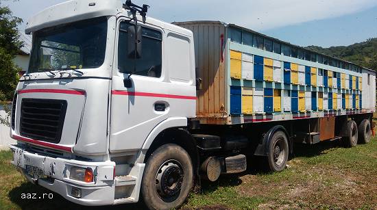 V�nd stupină,  cap tractor caterpilar