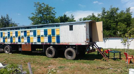 V�nd stupină,  cap tractor caterpilar