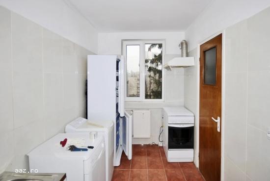 Inchiriez apartament 3 camere Domenii