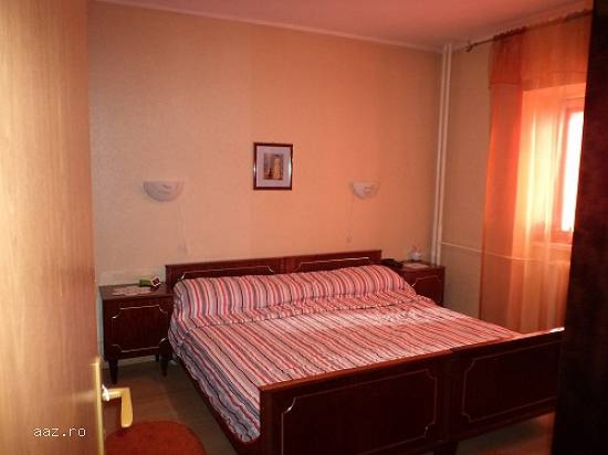COMISION 0% vand Apartament 3 camere zona Gara