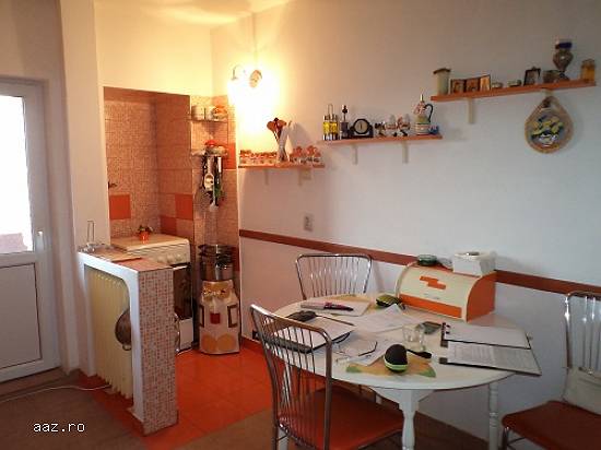 COMISION 0% vand Apartament 3 camere zona Gara
