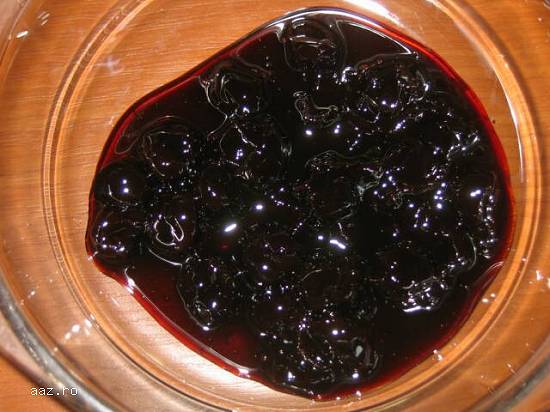 Dulceata de cirese amare negre GIANINA 580 ml