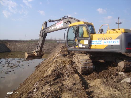 Inchirieri excavatoare