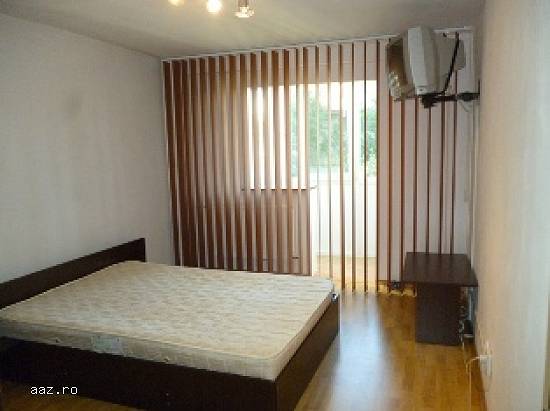 Vand apartament 2 camere,  zona Arcul de Triumf
