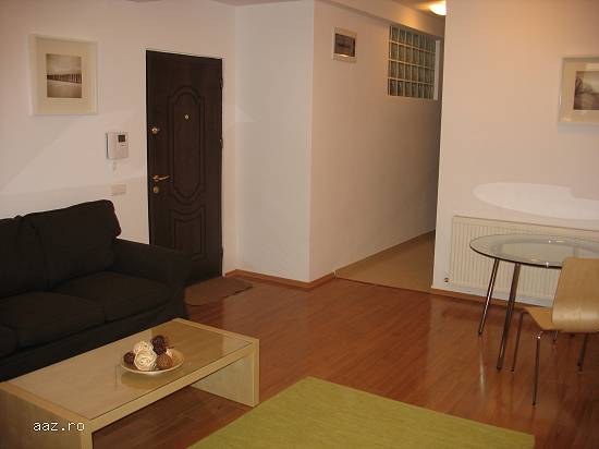 Ofer spre inchiriere apt 2 camere,  in vila,  adiacent Dorobanti