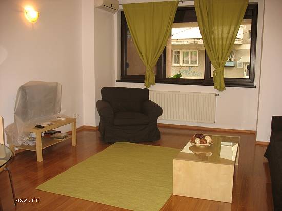 Ofer spre inchiriere apt 2 camere,  in vila,  adiacent Dorobanti
