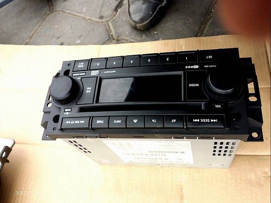 casetofon jeep grand cherokee 2005-