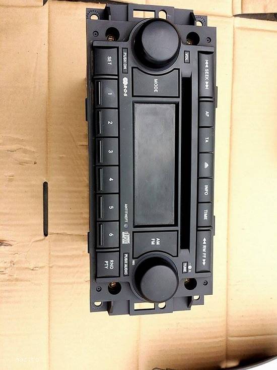 casetofon jeep grand cherokee 2005-
