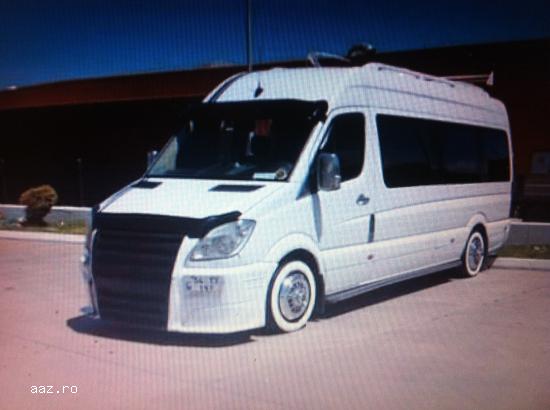 inchiriez microbuze 8+1 locuri vip
