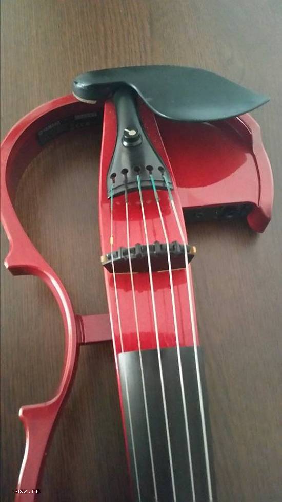 Yamaha ev 205