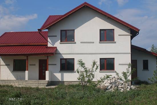 DOMNESTI CASA