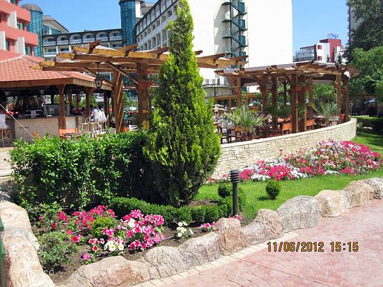 Hotel Mena Palace 4*,  Sunny Beach - Oferta speciala Family Club !