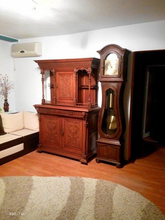 Mobilier vechi