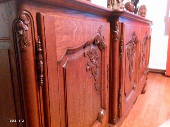 Mobilier vechi`