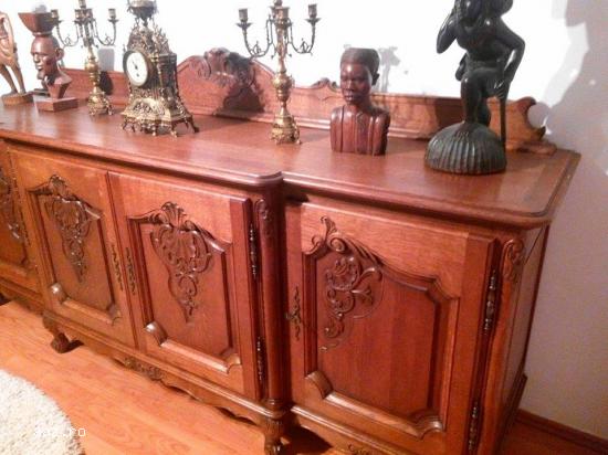 Mobilier vechi`