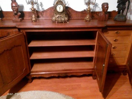 Mobilier vechi`