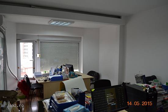 Piata Alba Iulia,    apartament 3 camere,   inchiriez