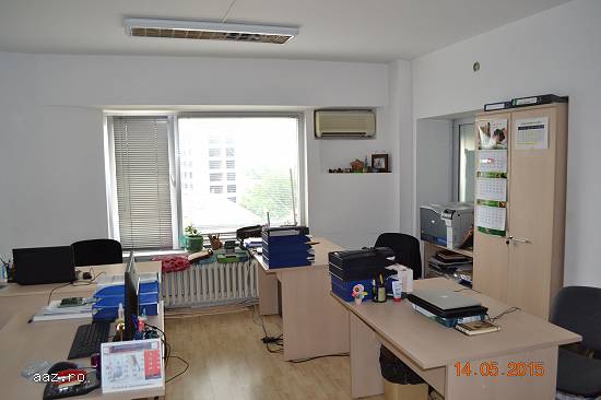 Piata Alba Iulia,    apartament 3 camere,   inchiriez
