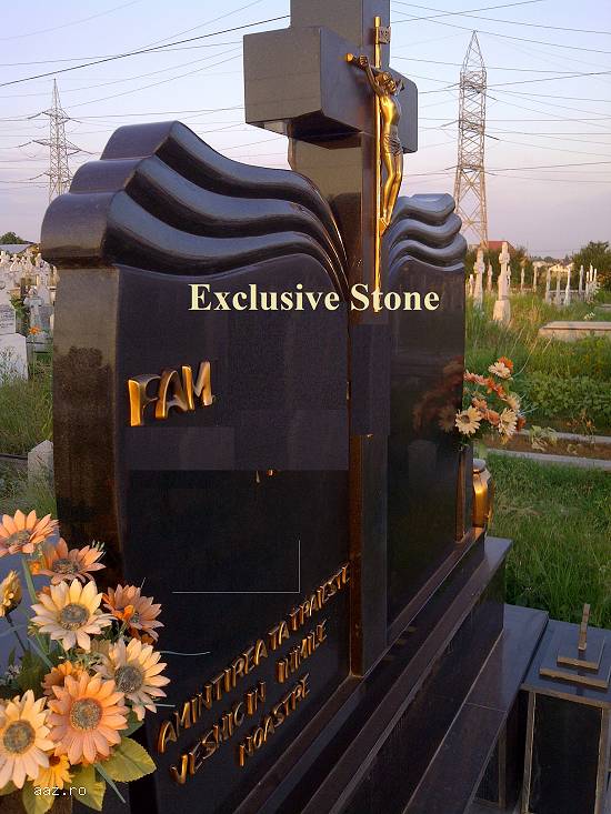 Monumente funerare