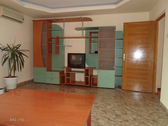 proprietar , inchiriez apartament 3 camere