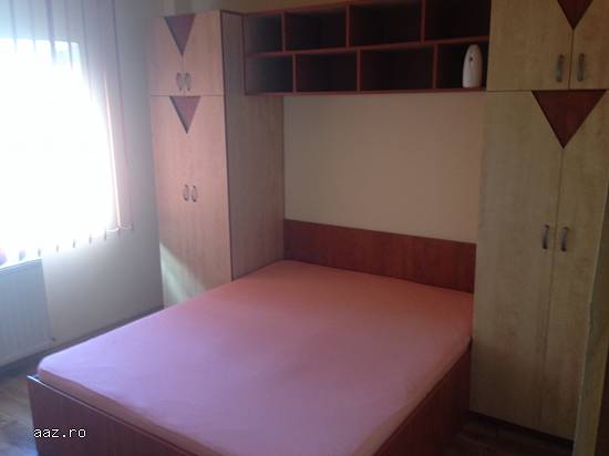 proprietar , inchiriez apartament 3 camere