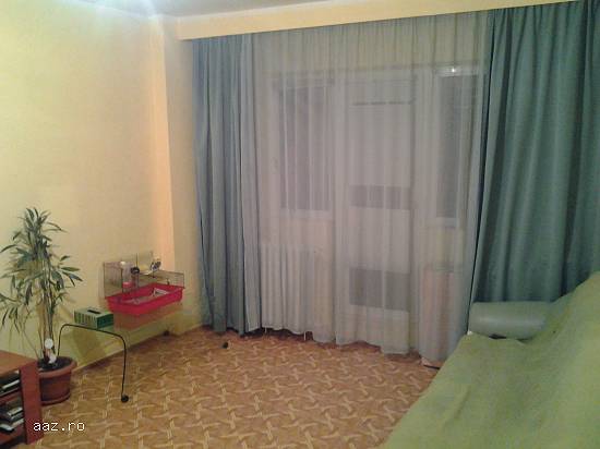 Vand apartament 3 camere Crangasi
