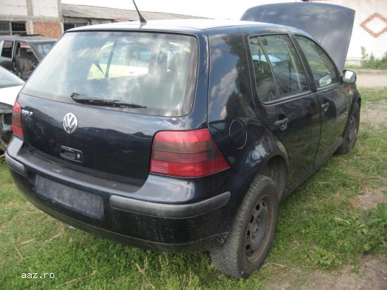 Dezmembrez Volkswagen Golf 4 benzina sau Sdi