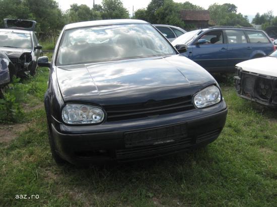 Dezmembrez Volkswagen Golf 4 benzina sau Sdi