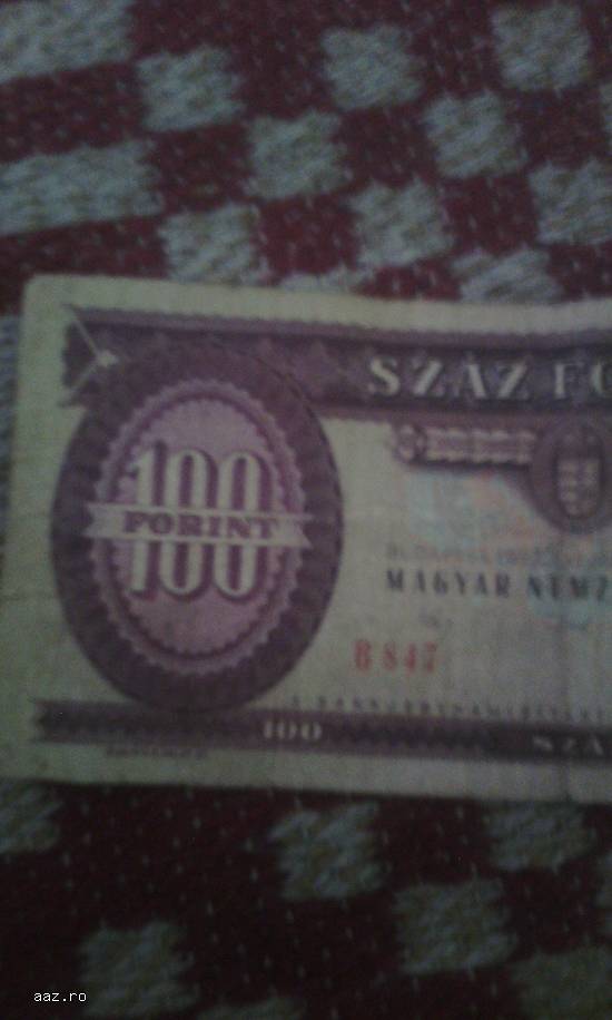 szaz forint
