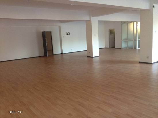 Spatii birouri in Complex Business