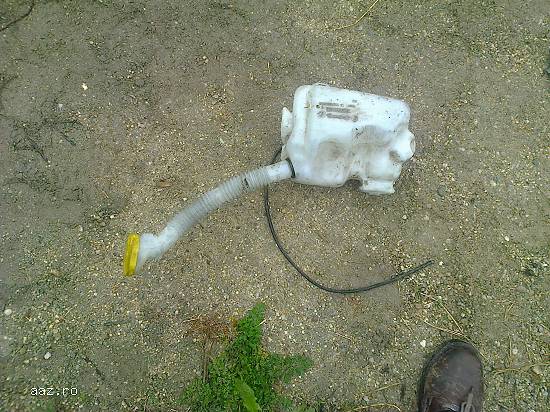 vas spalator partbriz renault megane 2 cod 8200104705