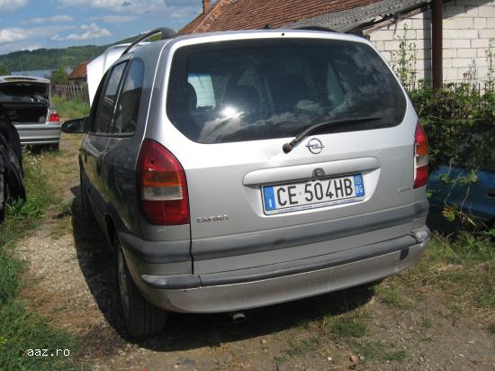 Dezmembrez Opel Zafira