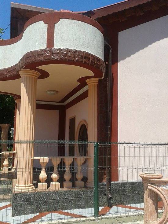 inchiriez casa cumpana sau vand
