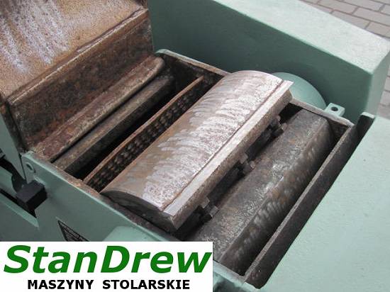 Chipper bordurile gater cu alimentator VECOPLAN