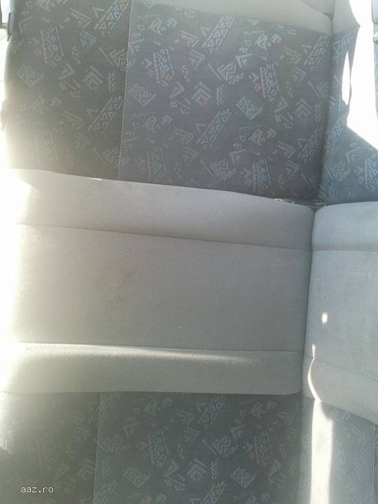 curatare tapiterii auto