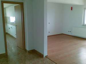 Vand apartament 2 camere