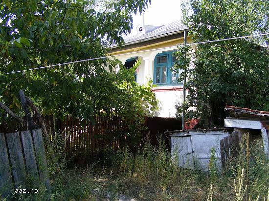VAND CASA CU GRADINA